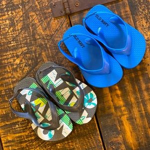 Unisex kids flip flops (size 5)